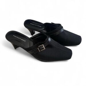 Vintage 90s block heel mules with leather strap and mini buckle detailing